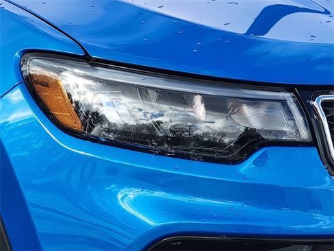 Used 2023 Jeep Compass Limited image 16