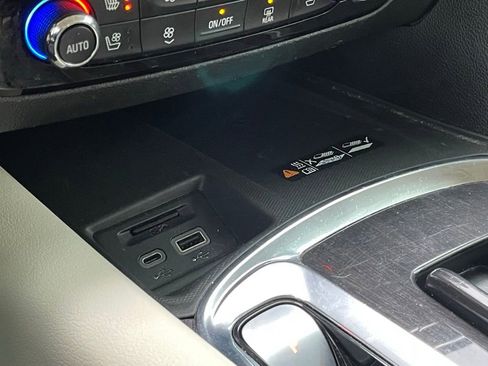 Used 2023 Buick Enclave Premium w/ Experience Buick Package image 20