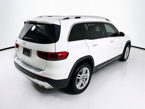 Used 2021 Mercedes-Benz GLB 250 image 8