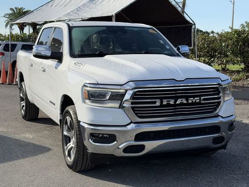Used 2023 RAM 1500 Laramie AWD/4WD image 2