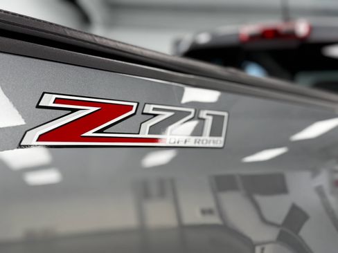 Used 2018 Chevrolet Colorado Z71 image 32