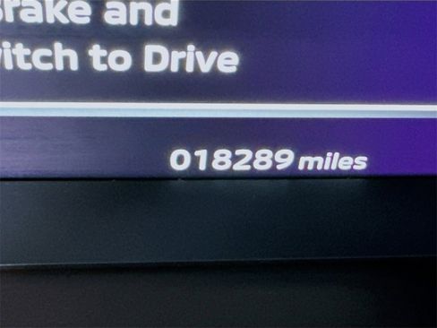 Used 2023 Mitsubishi Outlander SE image 4