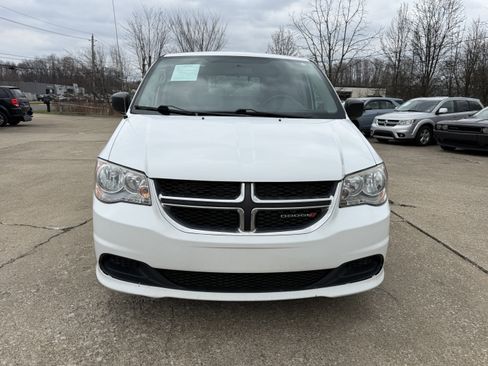 Used 2015 Dodge Grand Caravan SE w/ Quick Order Package 29E SE image 8