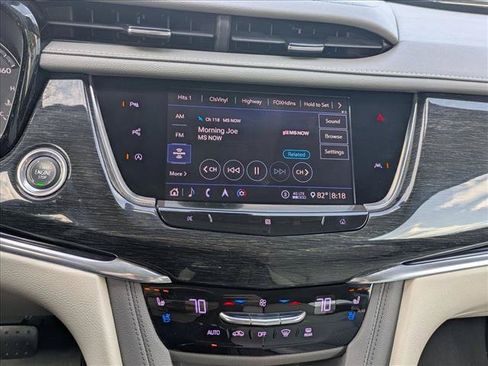 Used 2020 Cadillac XT6 Premium Luxury FWD image 15
