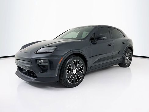 New 2026 Porsche Macan Electric image 1
