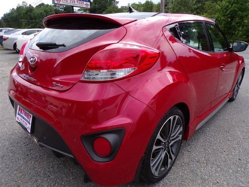 Used 2016 Hyundai Veloster Turbo w/ Option Group 04 FWD image 8