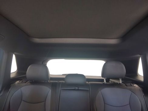 New 2026 Volkswagen Tiguan SE R-Line image 17