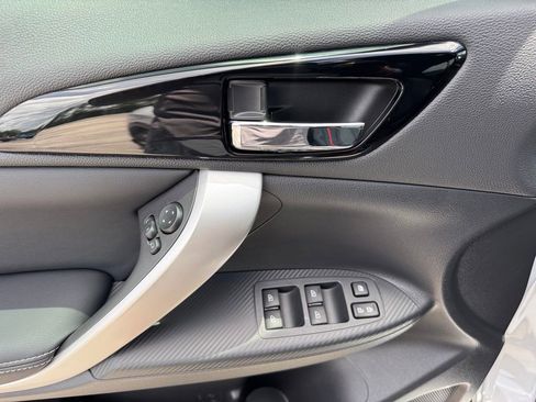 New 2025 Mitsubishi Eclipse Cross SEL image 33