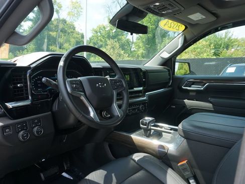 Used 2024 Chevrolet Silverado 1500 RST w/ Convenience Package II AWD/4WD image 12