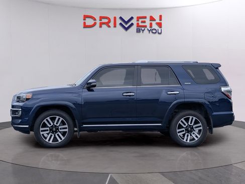 Used 2023 Toyota 4Runner Limited AWD/4WD image 2