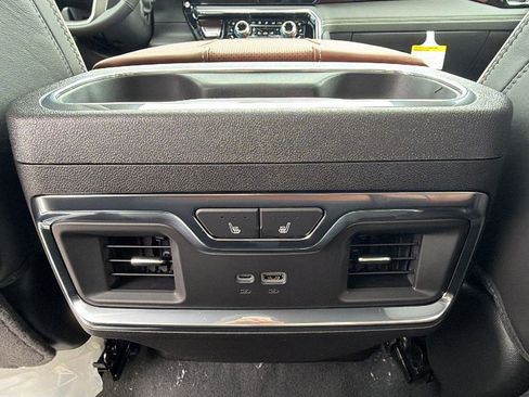 New 2026 GMC Sierra 2500 Denali Ultimate w/ Snow Plow Prep/Camper Package image 29