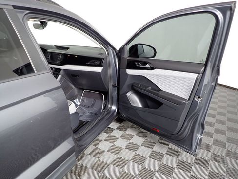 Used 2023 Volkswagen Taos S image 39