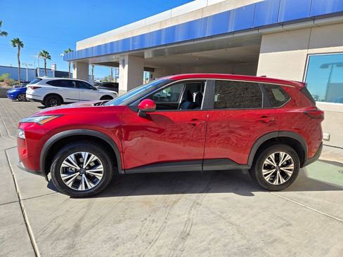 Used 2023 Nissan Rogue SV AWD/4WD image 3