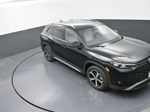 New 2026 Volkswagen Tiguan SE AWD/4WD image 13