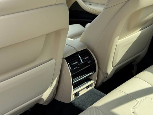 Certified 2023 BMW 530i xDrive w/ Premium Package AWD/4WD image 24