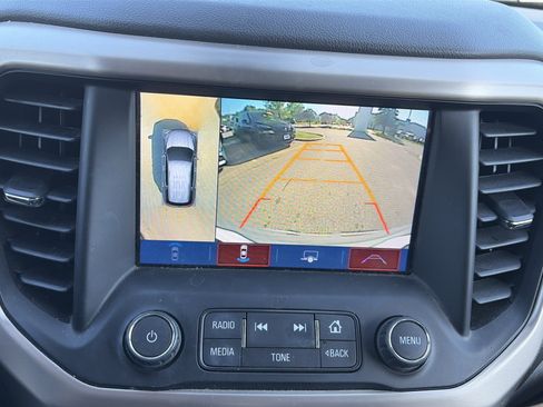 Used 2019 GMC Acadia Denali w/ Technology Package AWD/4WD image 31