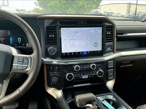 Used 2025 Ford F150 King Ranch AWD/4WD image 4