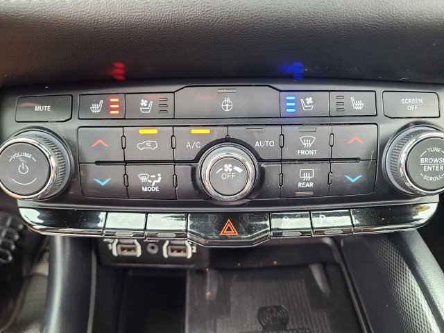 Used 2023 Dodge Durango R/T AWD/4WD image 34