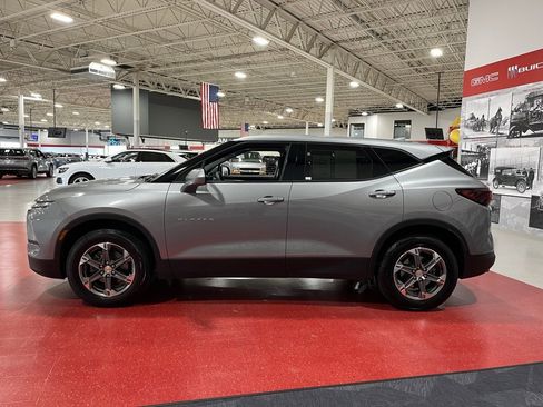 Used 2023 Chevrolet Blazer LT image 7