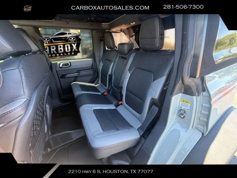 Used 2024 Ford Bronco Black Diamond w/ Sasquatch Package AWD/4WD image 21