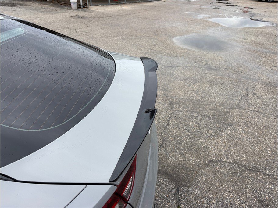 Used 2022 Kia Stinger GT-Line w/ Sun & Sound Package RWD image 18