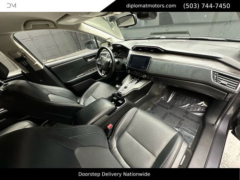 Used 2018 Honda Clarity Touring image 18