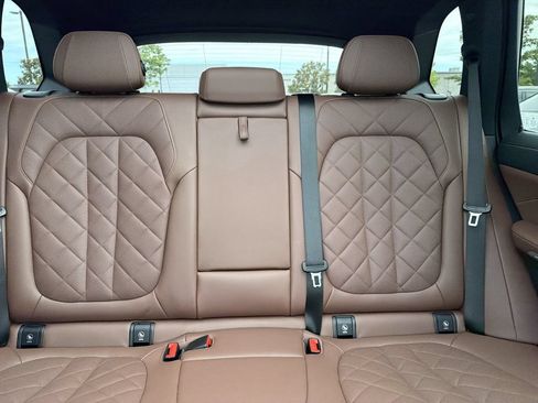 Used 2024 BMW X5 xDrive40i w/ Premium Package AWD/4WD image 29