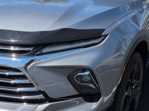 Used 2023 Chevrolet Blazer Premier image 6