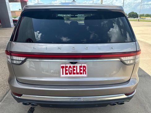 Used 2020 Lincoln Aviator 2WD image 6