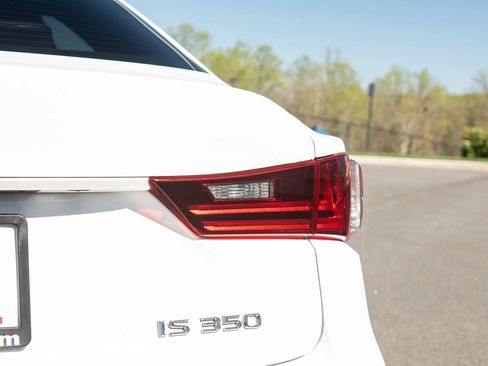 Used 2014 Lexus IS 350 w/ F Sport Package image 10