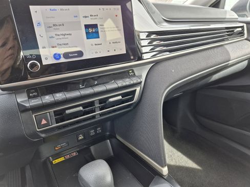 Certified 2025 Toyota Camry LE image 11