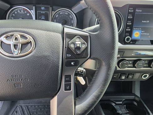 Used 2021 Toyota Tacoma SR5 AWD/4WD image 24