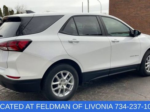 Certified 2023 Chevrolet Equinox LS w/ LS Convenience Package image 8