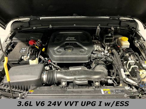 Used 2021 Jeep Wrangler Unlimited Sport AWD/4WD image 29