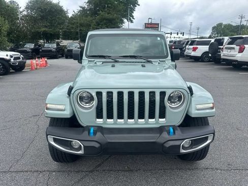 Used 2023 Jeep Wrangler Unlimited Sahara w/ Cold Weather Group AWD/4WD image 8