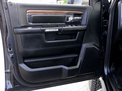 Used 2013 RAM 3500 Laramie image 21