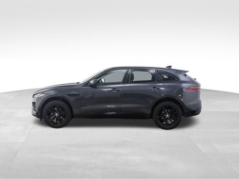 Used 2022 Jaguar F-PACE S image 2