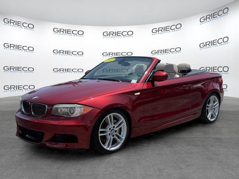 Used 2012 BMW 135i Convertible RWD image 3