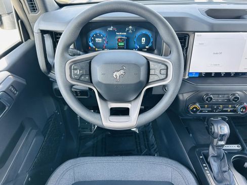 New 2025 Ford Bronco 4-Door AWD/4WD image 11