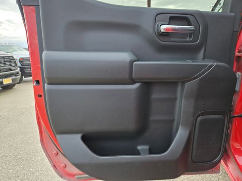 Used 2024 Chevrolet Silverado 1500 Custom image 15