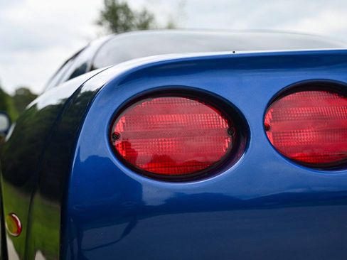 Used 2003 Chevrolet Corvette Z06 w/ Memory Package, 3 Drivers RWD image 29