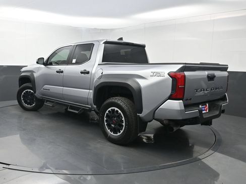 Used 2024 Toyota Tacoma TRD Off-Road AWD/4WD image 20