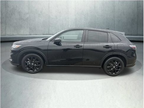 Used 2024 Honda HR-V Sport image 2