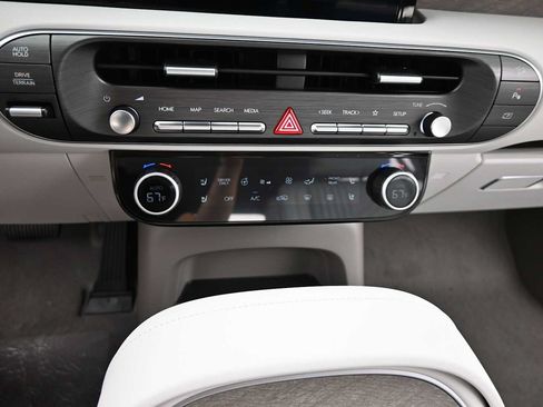 New 2026 Hyundai Palisade SEL Premium w/ Tow & Go Package AWD/4WD image 19