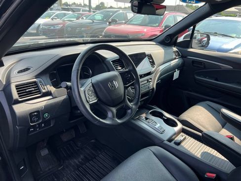 Certified 2023 Honda Passport EX-L image 9