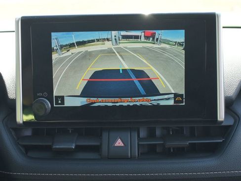 Used 2024 Toyota RAV4 XLE image 7