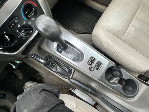 Used 2005 Jeep Liberty Limited AWD/4WD image 40