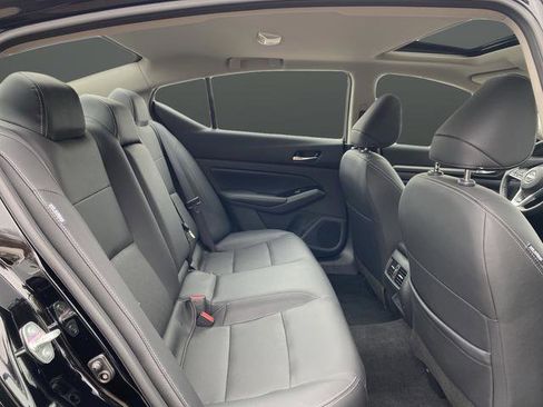 Used 2024 Nissan Altima 2.5 SL image 30