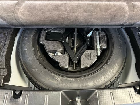 Used 2023 Subaru Crosstrek 2.0i Premium image 28