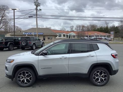 New 2026 Jeep Compass Limited w/ Sun, Sound & Navigation Group image 5